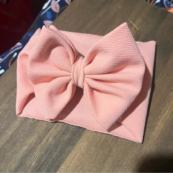 Baby • Large Canvas Handmade Bows - Picture 2 of 4